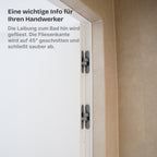 Wandbündige Tür • Budgetfreundlich • weiße Alu-Zarge • 2 Bänder